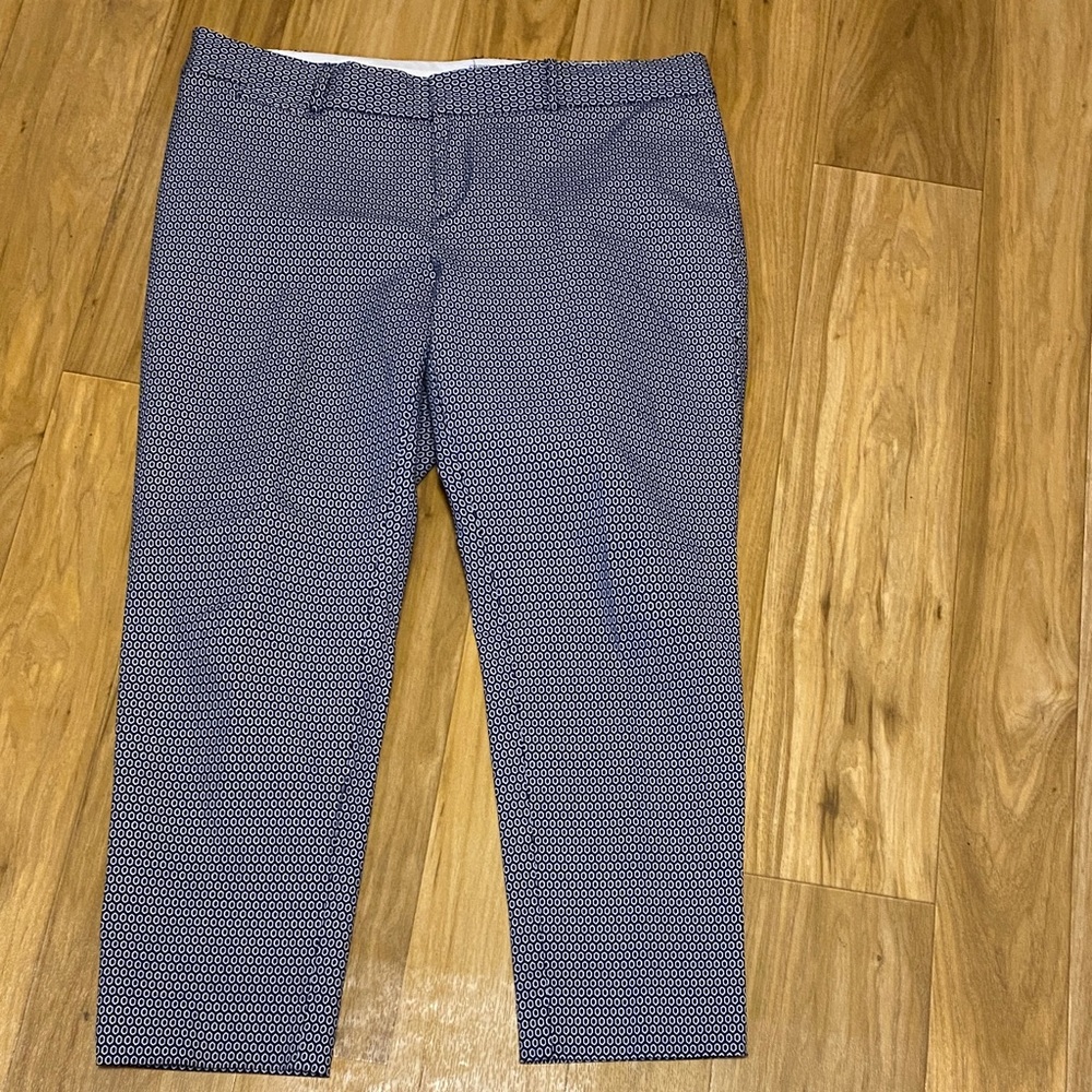 Crown & Ivy Ladies Navy Patterned Ankle Chinos: size 14P